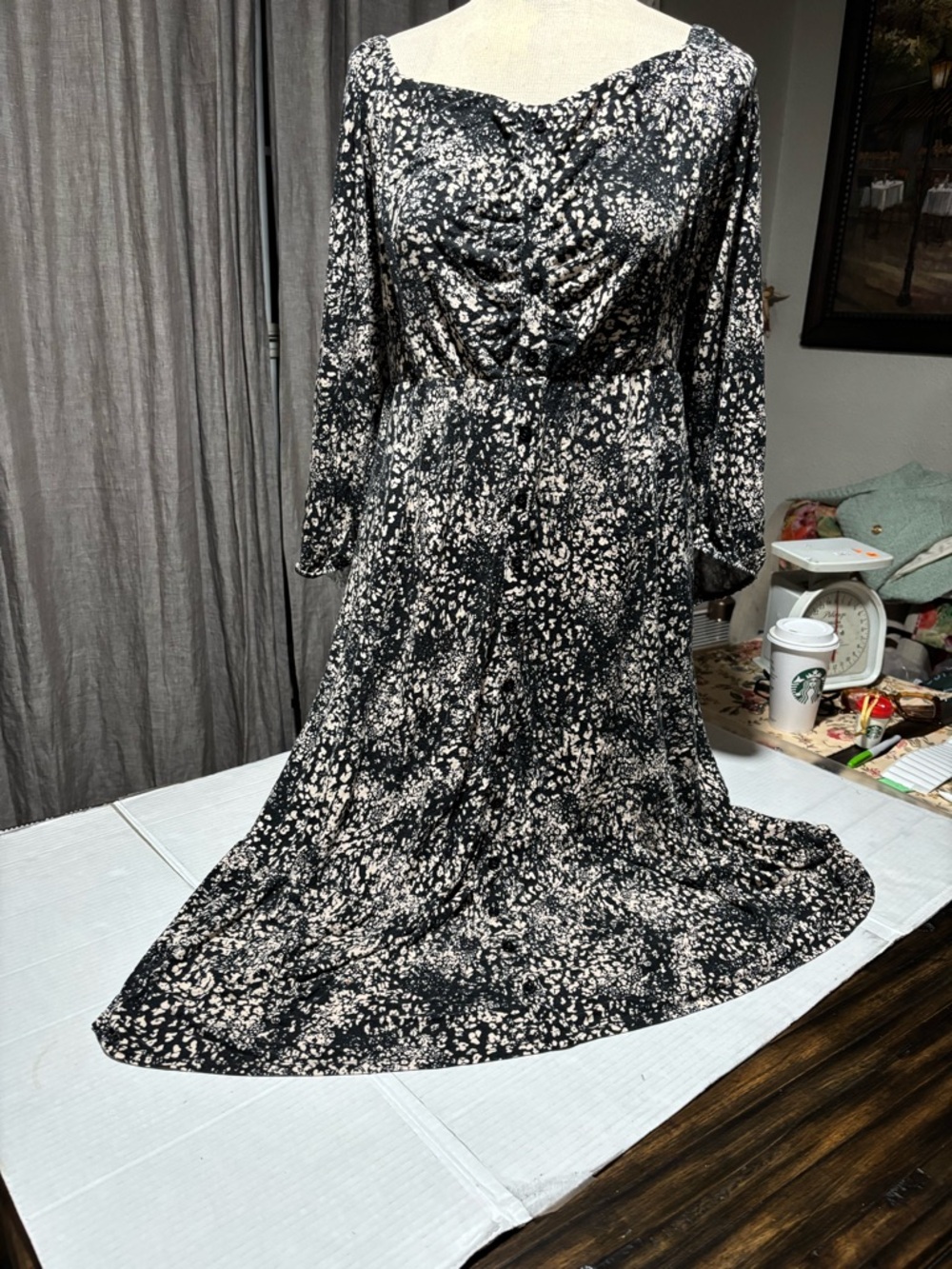 torrid Black and White Speckled Midi Dress - Picture 6 of 11